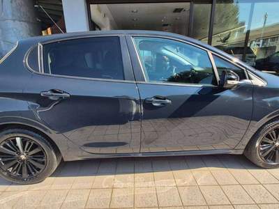 Peugeot 208 208 I 2015 5p 1.2 puretech 82cv Black Line Grigio usata Massa