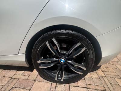 BMW Serie 1 120d 120 120d 5p. Sport Bianco usata Rosignano Marittimo