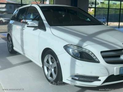 Mercedes-Benz Classe B B 180 CDI Business Bianco usata Ascoli Satriano