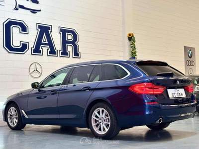 BMW Serie 5 520d 520 d aut. Touring luxury *TUTTA TAGLIANDATA BMW * Blu/Azzurro usata Inzago