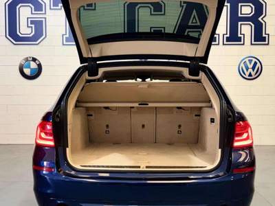 BMW Serie 5 520d 520 d aut. Touring luxury *TUTTA TAGLIANDATA BMW * Blu/Azzurro usata Inzago