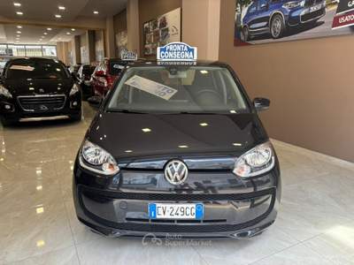 Volkswagen up! METANO **64.000 KM *** Nero usata Gravina in Puglia