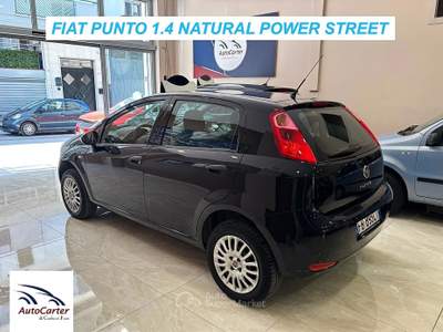 Fiat Punto 1.4 80CV **METANO** SOLI 11.000 KM Nero usata Gravina in Puglia