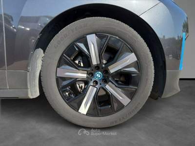 BMW iX xDrive 40 Grigio usata LECCE