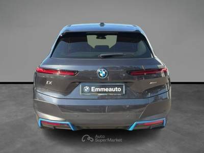 BMW iX xDrive 40 Grigio usata LECCE