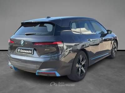 BMW iX xDrive 40 Grigio usata LECCE