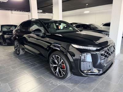 Audi Q3 Sportback 2.0 tdi S line edition 150cv s-tronic Nero usata Curti
