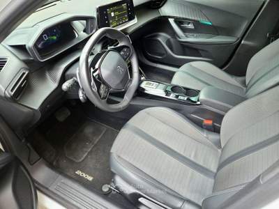 Peugeot 2008 2008 II 2020 1.5 bluehdi Allure Pack s Bianco usata Volla