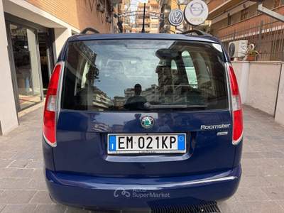 Skoda Roomster CR 75CV Easy Blu/Azzurro usata Roma
