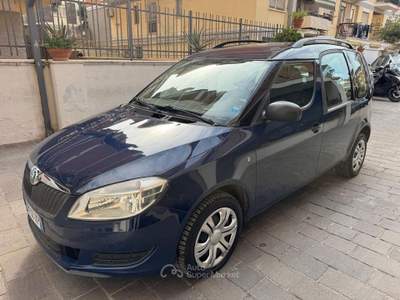 Skoda Roomster CR 75CV Easy Blu/Azzurro usata Roma