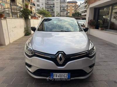 Renault Clio dCi 8V 90CV 5 porte Moschino Intens Grigio usata Roma