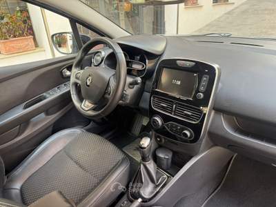Renault Clio dCi 8V 90CV 5 porte Moschino Intens Grigio usata Roma