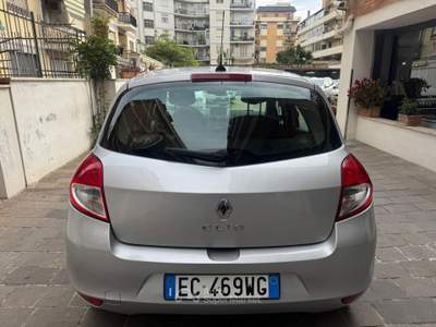 Renault Clio 5 porte Luxe Grigio usata Roma