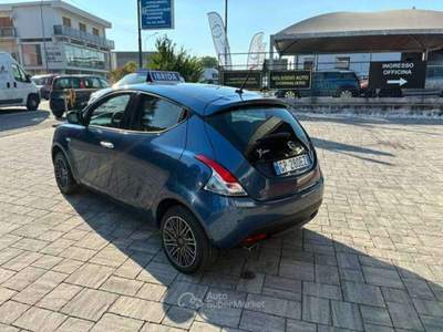 Lancia Ypsilon Ypsilon III 2021 1.0 firefly hybrid Gold s Blu/Azzurro usata Mariano Comense