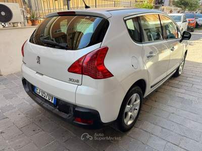 Peugeot 3008 Business Bianco usata Roma