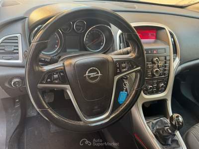 Opel Astra 5P Cosmo IMPIANTO GPL UNIPRO Bianco usata Roma