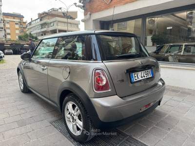 MINI 1.5 Cooper D Hype 5 One 1.6 16V One OK NEOPATENTATI Grigio usata Roma