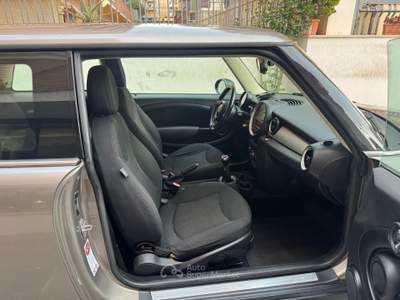 MINI 1.5 Cooper D Hype 5 One 1.6 16V One OK NEOPATENTATI Grigio usata Roma