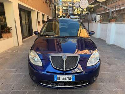 Lancia Ypsilon Argento IMPIANTO GPL Blu/Azzurro usata Roma