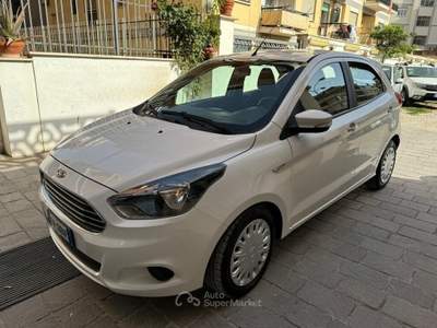 Ford Ka + 1.2 Ti-VCT 29.000 KM GPL Bianco usata Roma