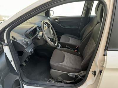 Ford Ka + 1.2 Ti-VCT 29.000 KM GPL Bianco usata Roma