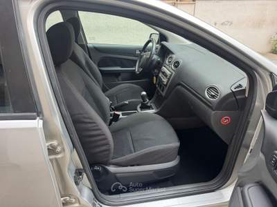 Ford Focus 90CV 54.000 KM Grigio usata Roma