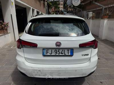 Fiat Tipo MJT S&S SW Easy EX TAXI Bianco usata Roma