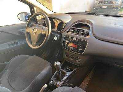 Fiat Punto 5 porte Lounge Nero usata Roma