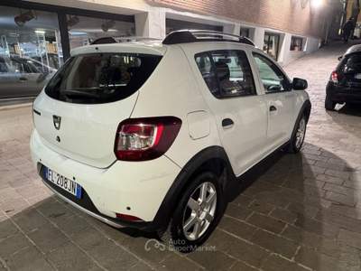 Dacia Sandero Stepway 1.5 dCi 8V 90CV Bianco usata Roma