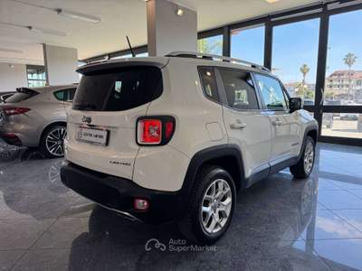 Jeep Renegade 2.0 mjt Limited 4wd 140cv Carplay Pdc Full Opt Bianco usata Giugliano in Campania