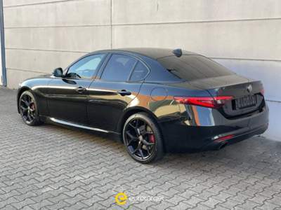 Alfa Romeo Giulia 2.0 Turbo 200 CV AT8 Sprint Nero usata Pieve di Cento