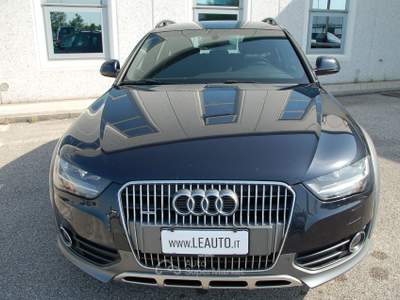 Audi A4 AUDI A4 2.0 TDi Allroad Quattro Manuale Nero usata Pordenone