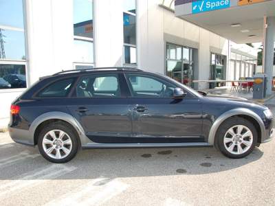 Audi A4 AUDI A4 2.0 TDi Allroad Quattro Manuale Nero usata Pordenone