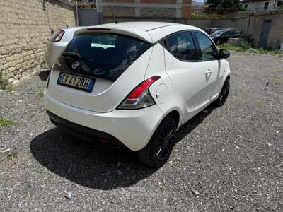Lancia Ypsilon lancia ypsilon pink ediction  Bianco usata Afragola