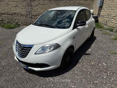 Lancia Ypsilon lancia ypsilon pink ediction  Bianco usata Afragola