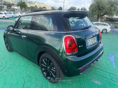 MINI 1.5 Cooper D Hype 5 2.0 Cooper SD Business Verde usata Aquino