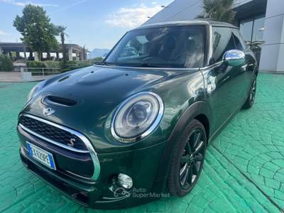 MINI 1.5 Cooper D Hype 5 2.0 Cooper SD Business Verde usata Aquino