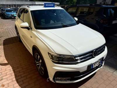 Volkswagen Tiguan 2.0 TDI SCR DSG R-LINE Exiterior 4 MOTION Bianco usata Sesto San Giovanni