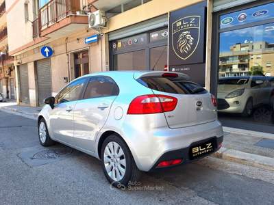 Kia Rio WGT 5p. EX PLUS Argento usata Castellana Grotte