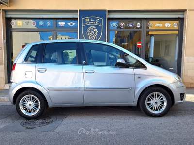 Lancia Musa Platino Ecochic GPL Argento usata Castellana Grotte