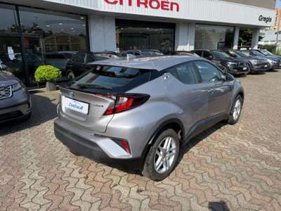 Toyota C-HR 1.8 Hybrid E-CVT Business Argento usata Sesto San Giovanni