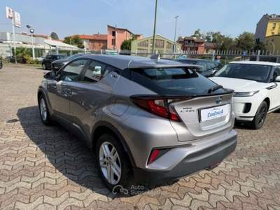 Toyota C-HR 1.8 Hybrid E-CVT Business Argento usata Sesto San Giovanni