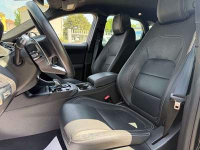 Jaguar E-Pace 2.0D I4 163 CV AWD Auto R-Dynamic S Nero usata Sesto San Giovanni