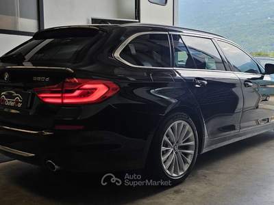 BMW Serie 5 520d 520 Serie 5 G31 Touring 520d Luxury Autom. Nero usata Cogollo del Cengio