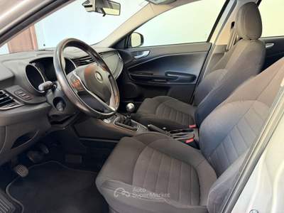 Alfa Romeo Giulietta Business OK NEOPATENTATI Grigio usata Ravenna