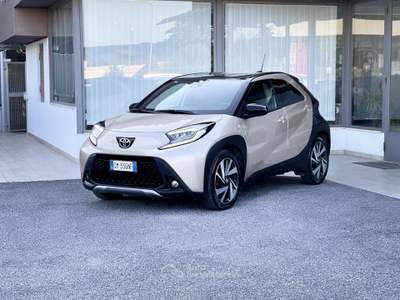 Toyota Aygo X 1.0 Benzina 72Cv E6 Automatica Lounge - 2023 Bronzo usata Roma