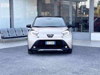 Toyota Aygo X 1.0 Benzina 72Cv E6 Automatica Lounge - 2023 Bronzo usata Roma