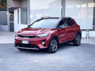 Kia Stonic 120CV E6 Neo. Automatica - 2018 Rosso usata Roma