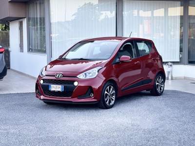 Hyundai i10 1.0 Benzina 66CV E6 Neo. Automatica - 2018 Rosso usata Roma