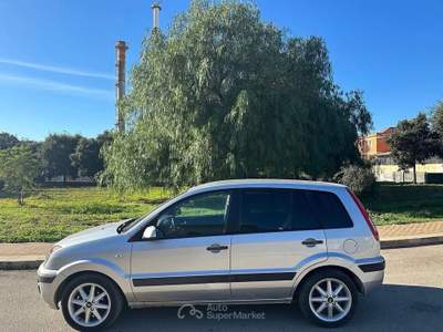 Ford Fusion 1.6 DIESEL 2006 - SOLO 140 MILA KM Grigio usata Terlizzi